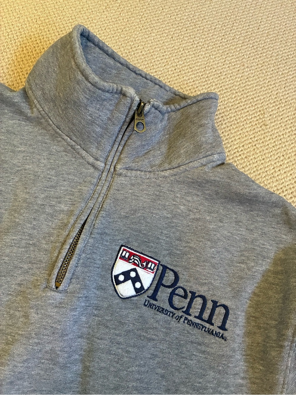 University of Pennsylvania UPenn Penn Jansport Quarter Zip Small Gray